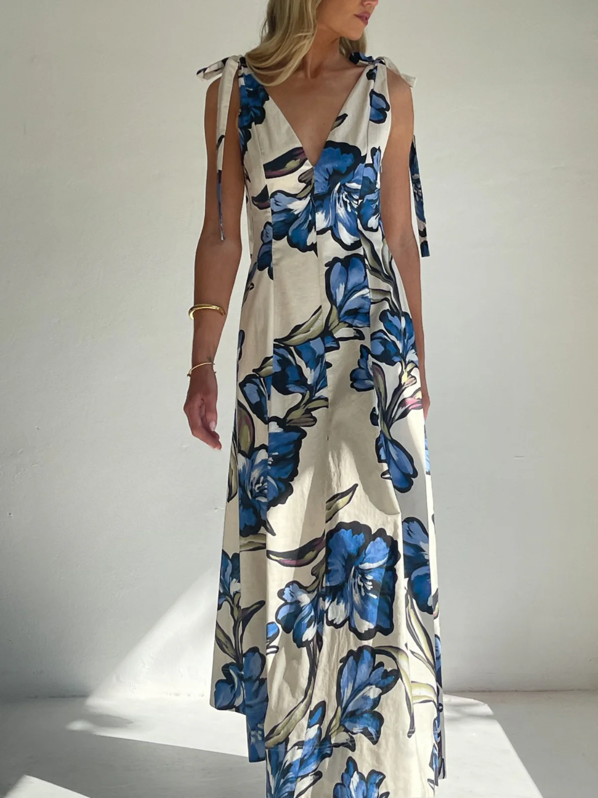 By Nicola Adeline Maxi Dress in Waikiki Floral - Image 12