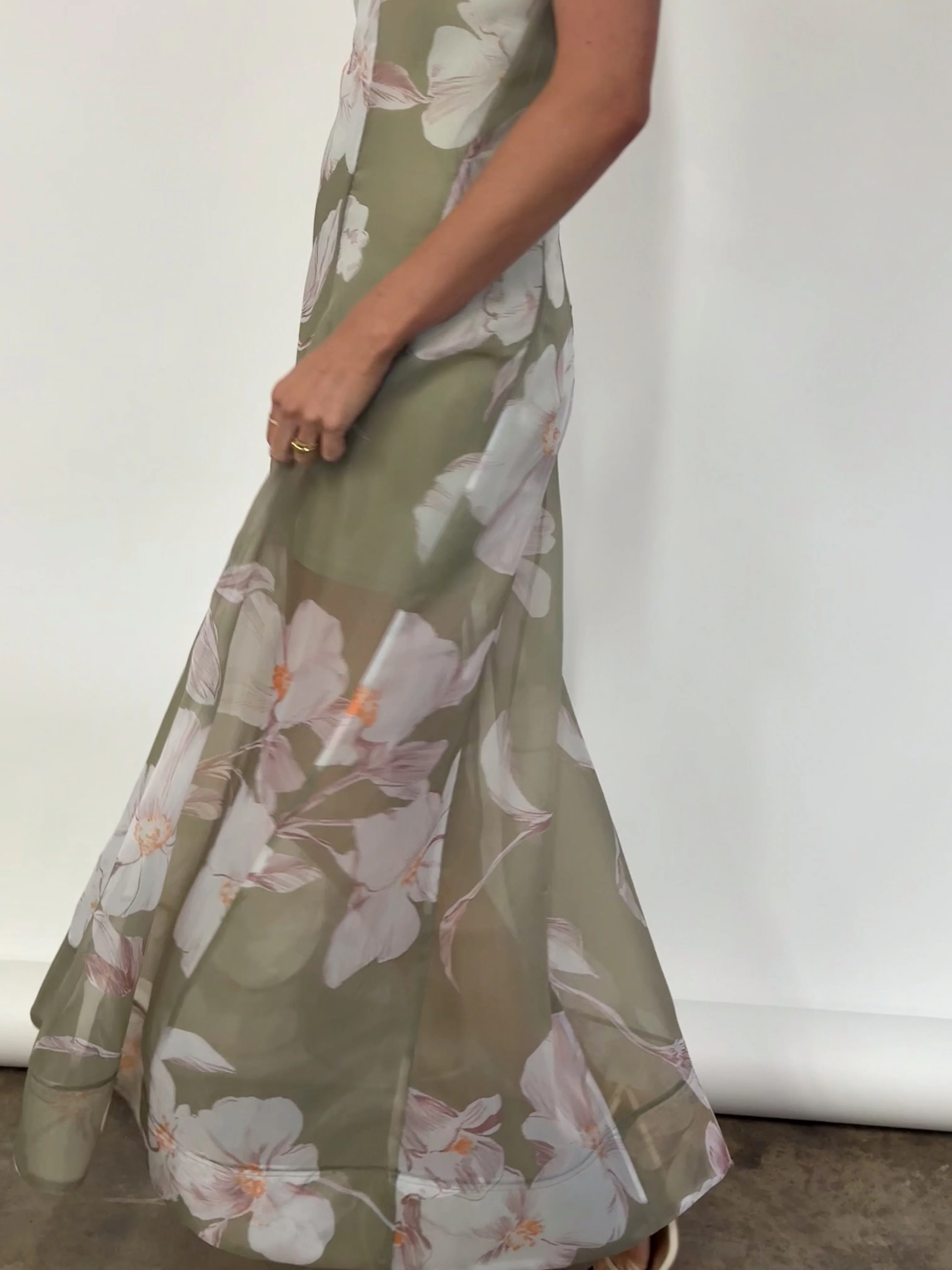 By Nicola Clementine Maxi Dress in Peppermint Floral - Image 4