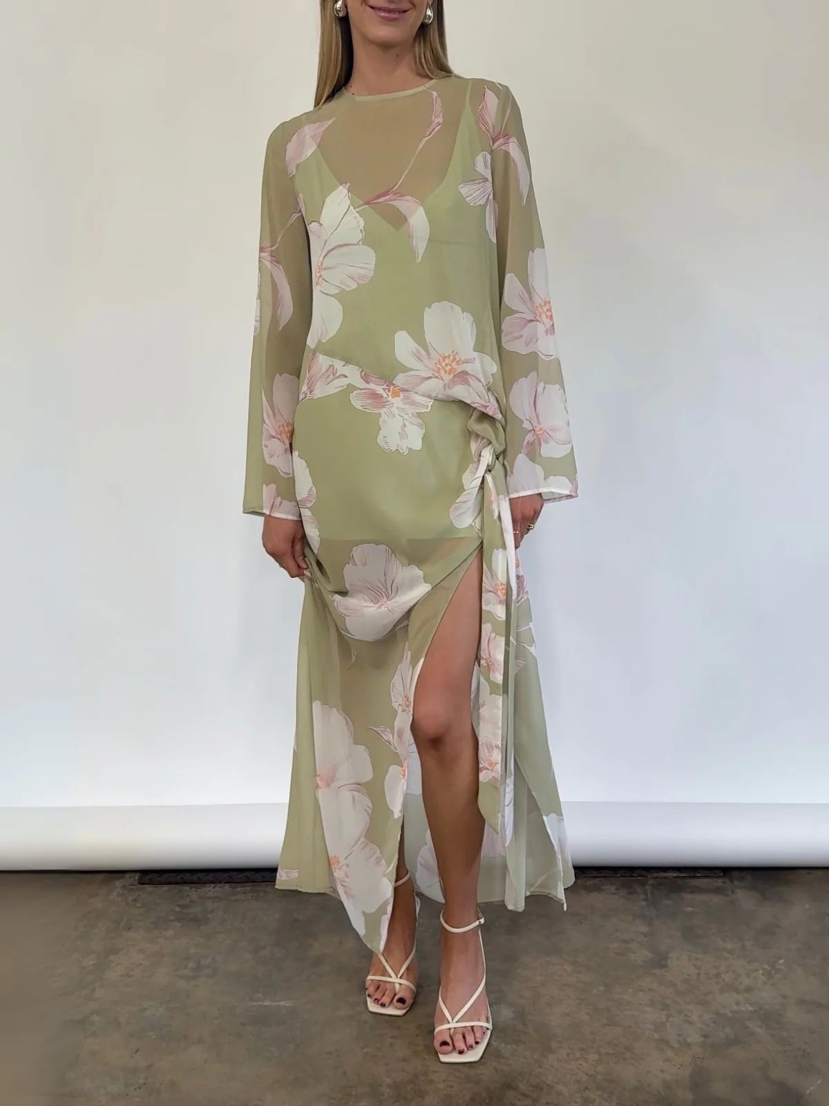 By Nicola Elodie Maxi Dress in Peppermint Floral - Image 5