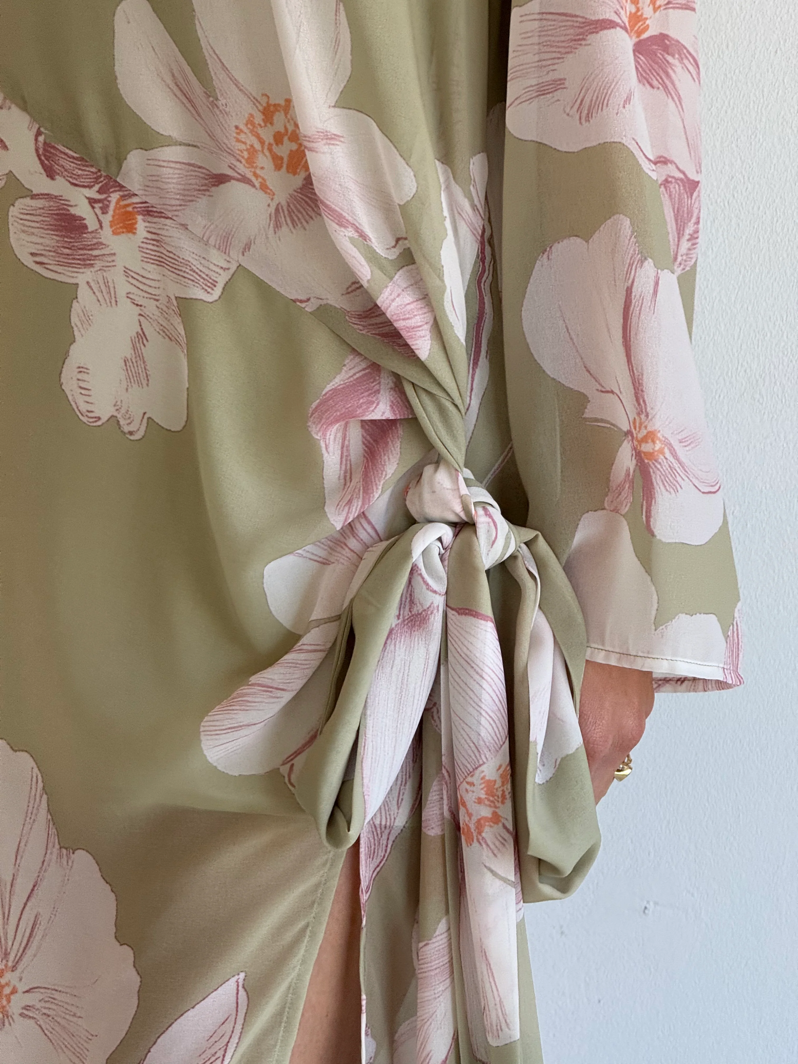 By Nicola Elodie Maxi Dress in Peppermint Floral - Image 8
