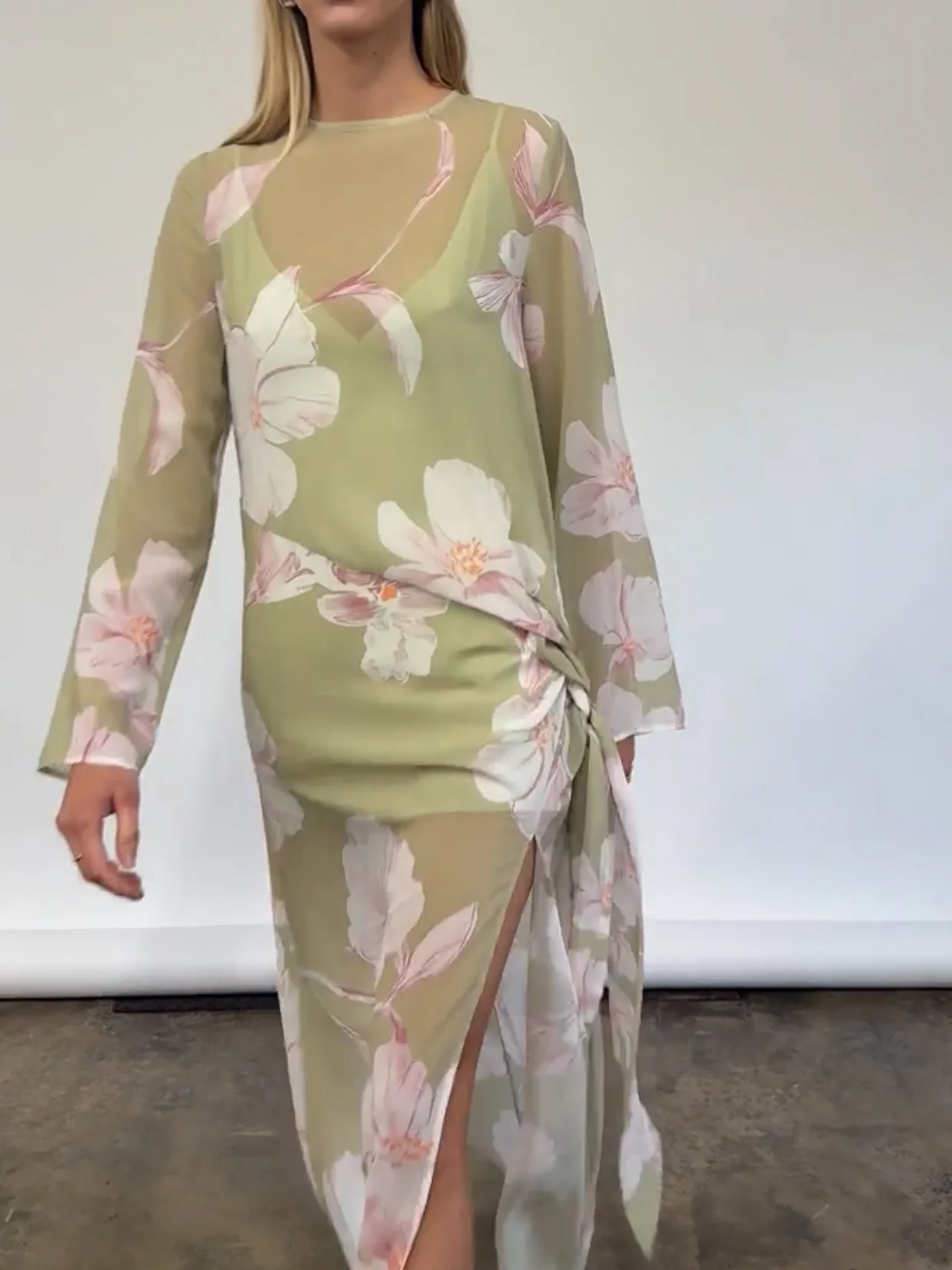 By Nicola Elodie Maxi Dress in Peppermint Floral - Image 9
