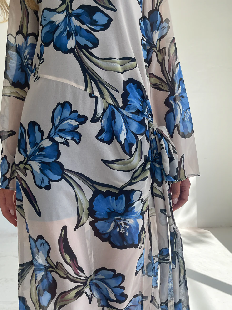 By Nicola Elodie Maxi Dress in Waikiki Floral - Image 11