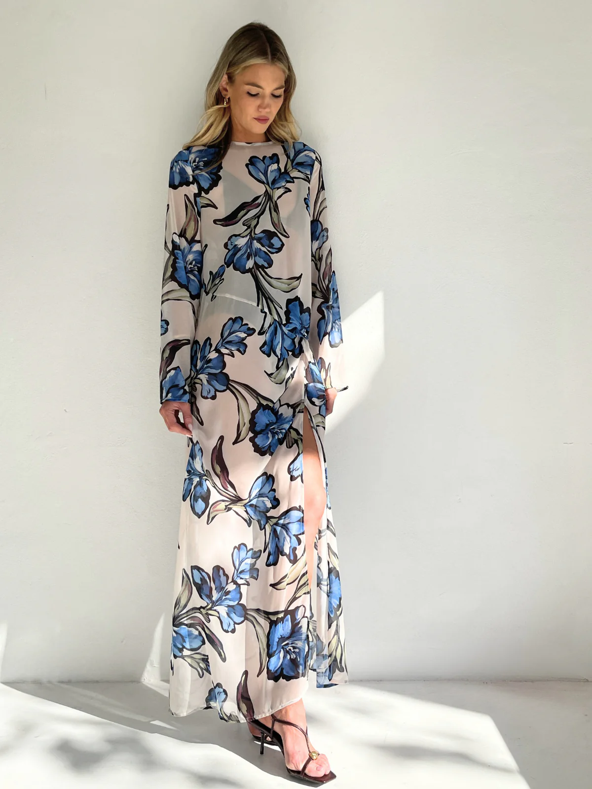 By Nicola Elodie Maxi Dress in Waikiki Floral - Image 3