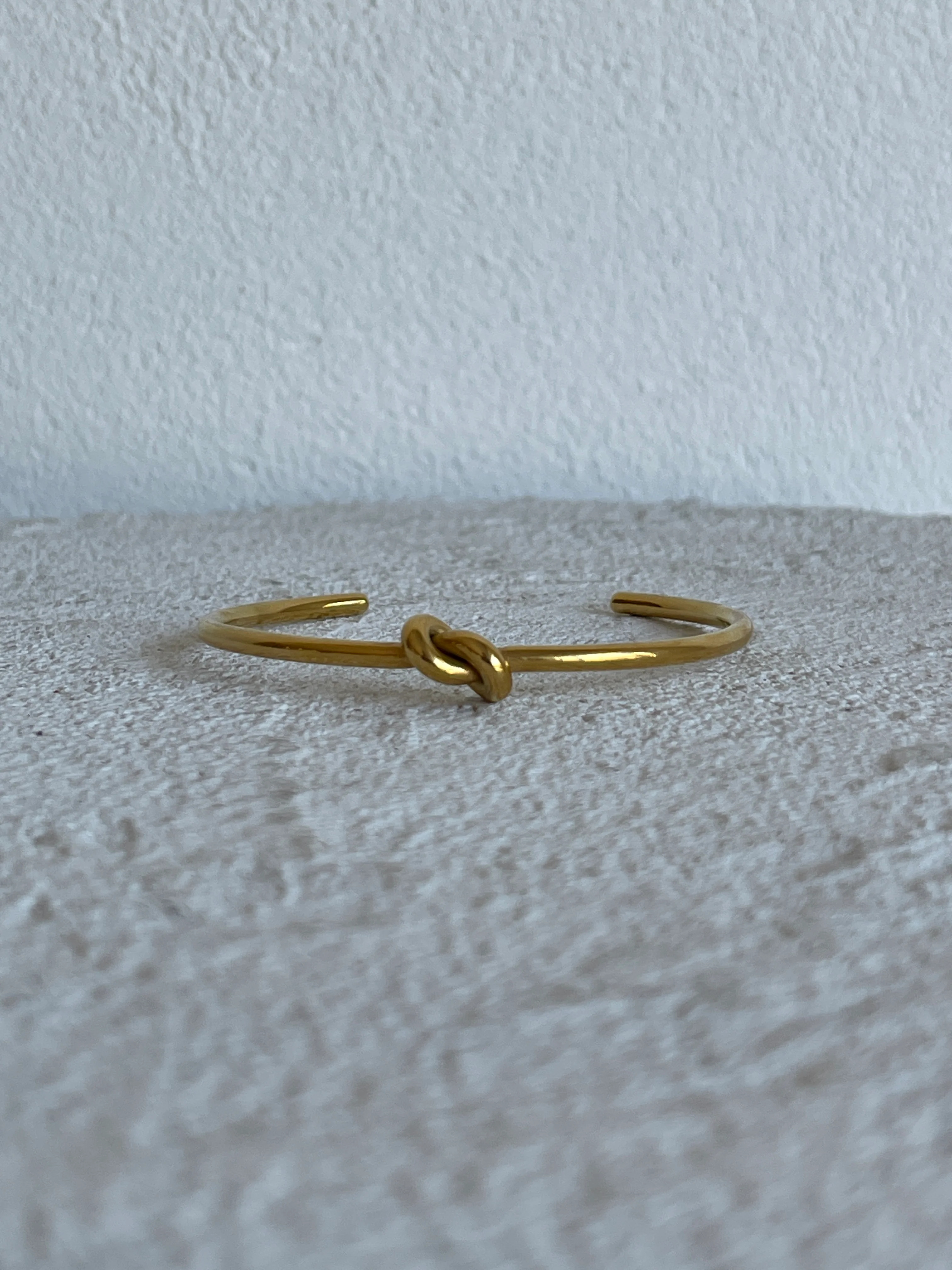 By Nicola Knot Bangle in Gold - Image 2