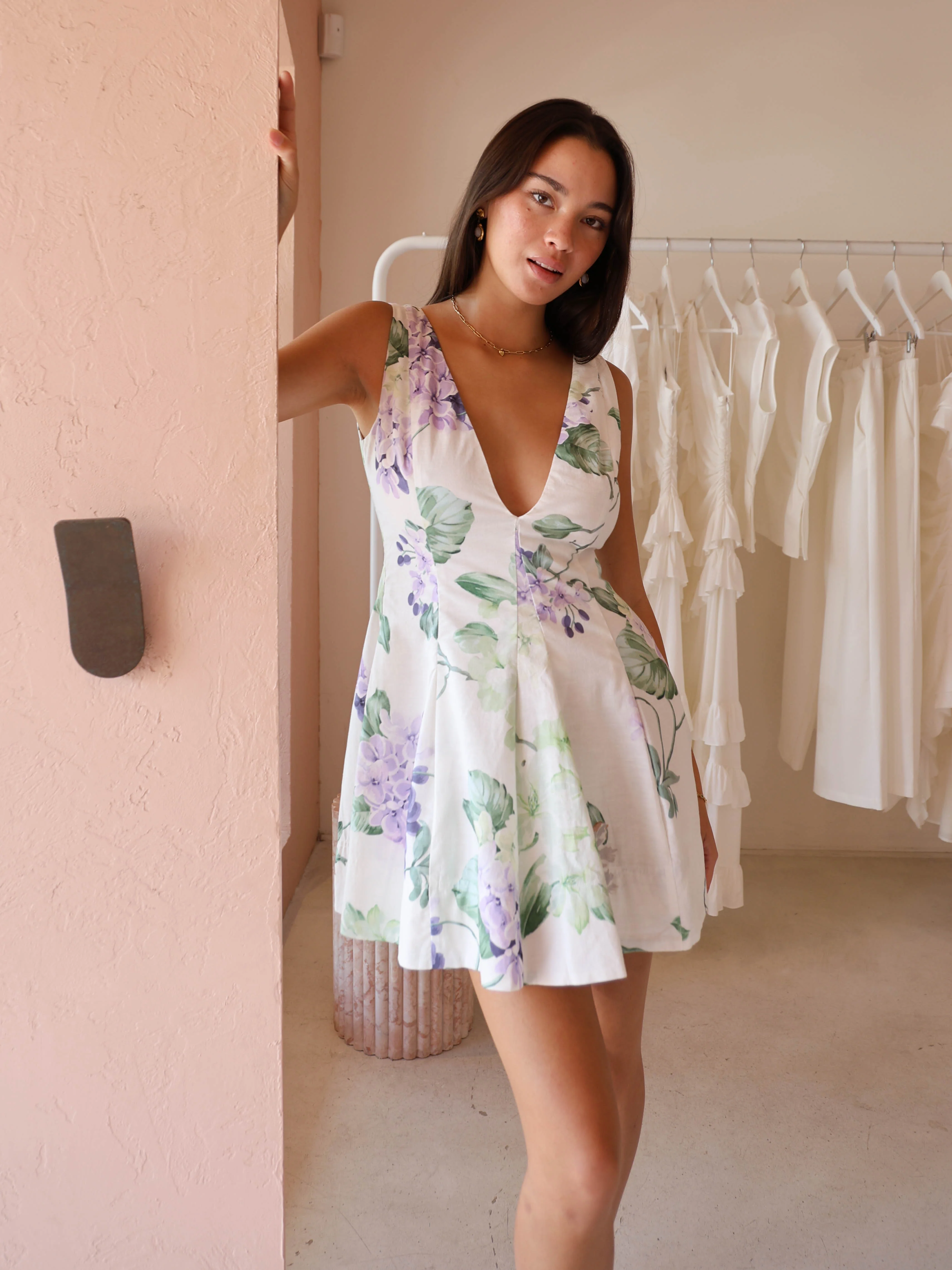 By Nicola Sleeveless Wavy Mini Dress in Garden Party - Image 3