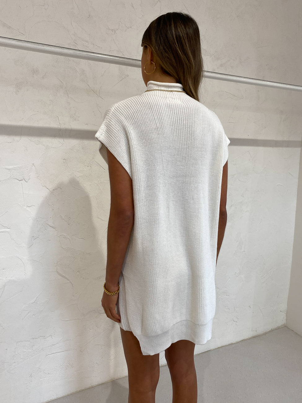 Issy Copenhagen Knit Top in White - Image 11