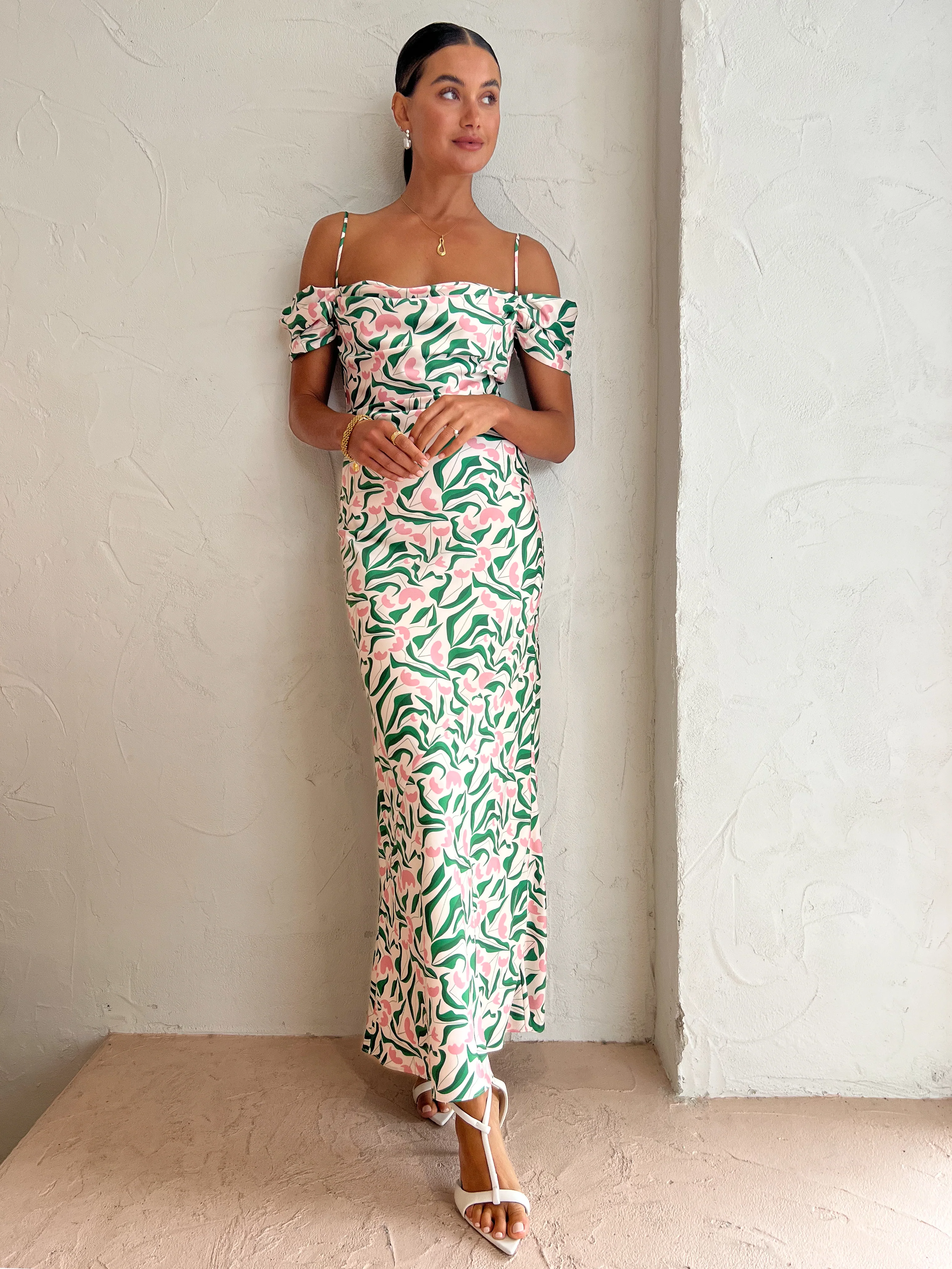 Issy Daphne Dress in Tulips - Image 3