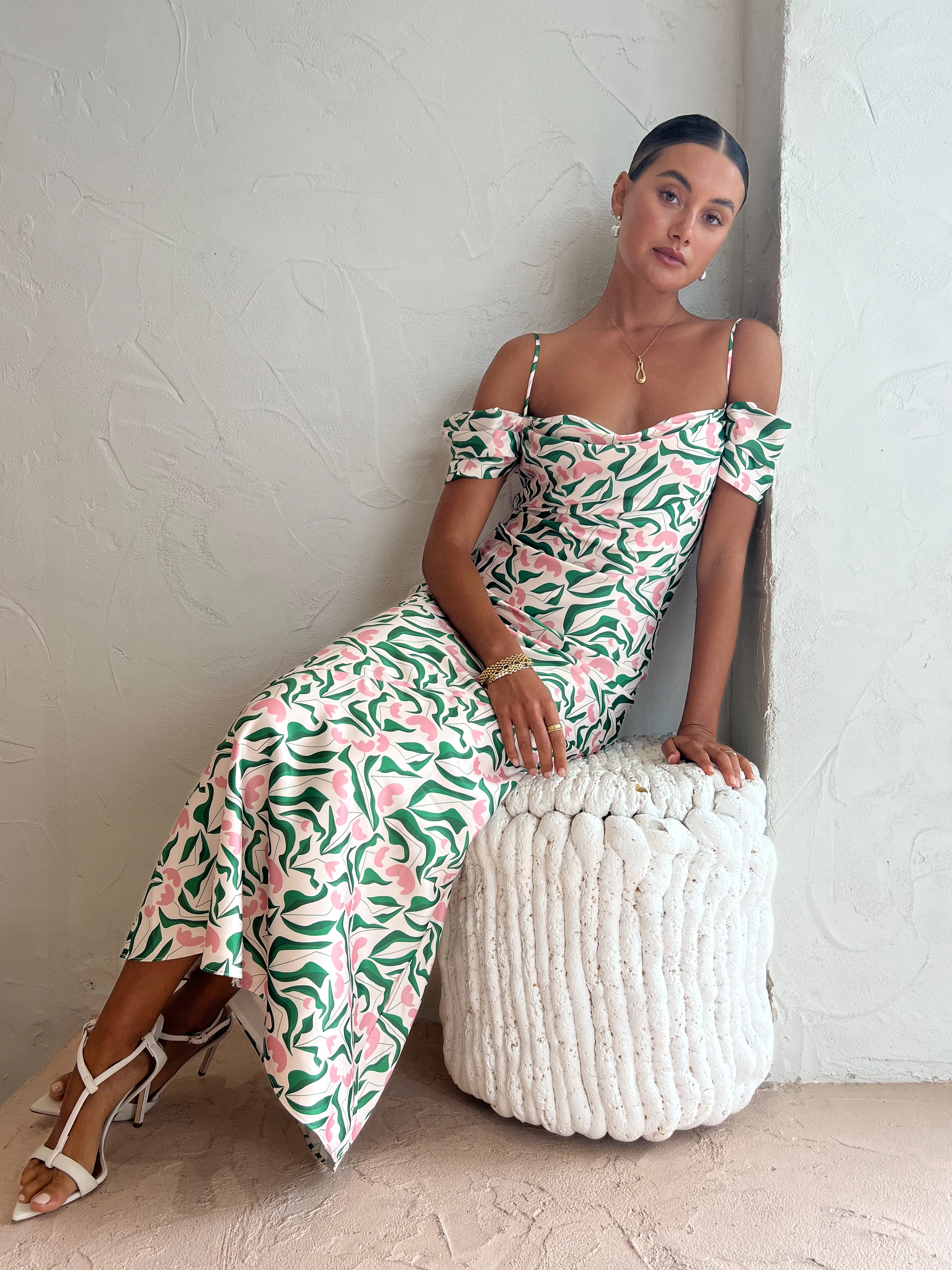 Issy Daphne Dress in Tulips - Image 7