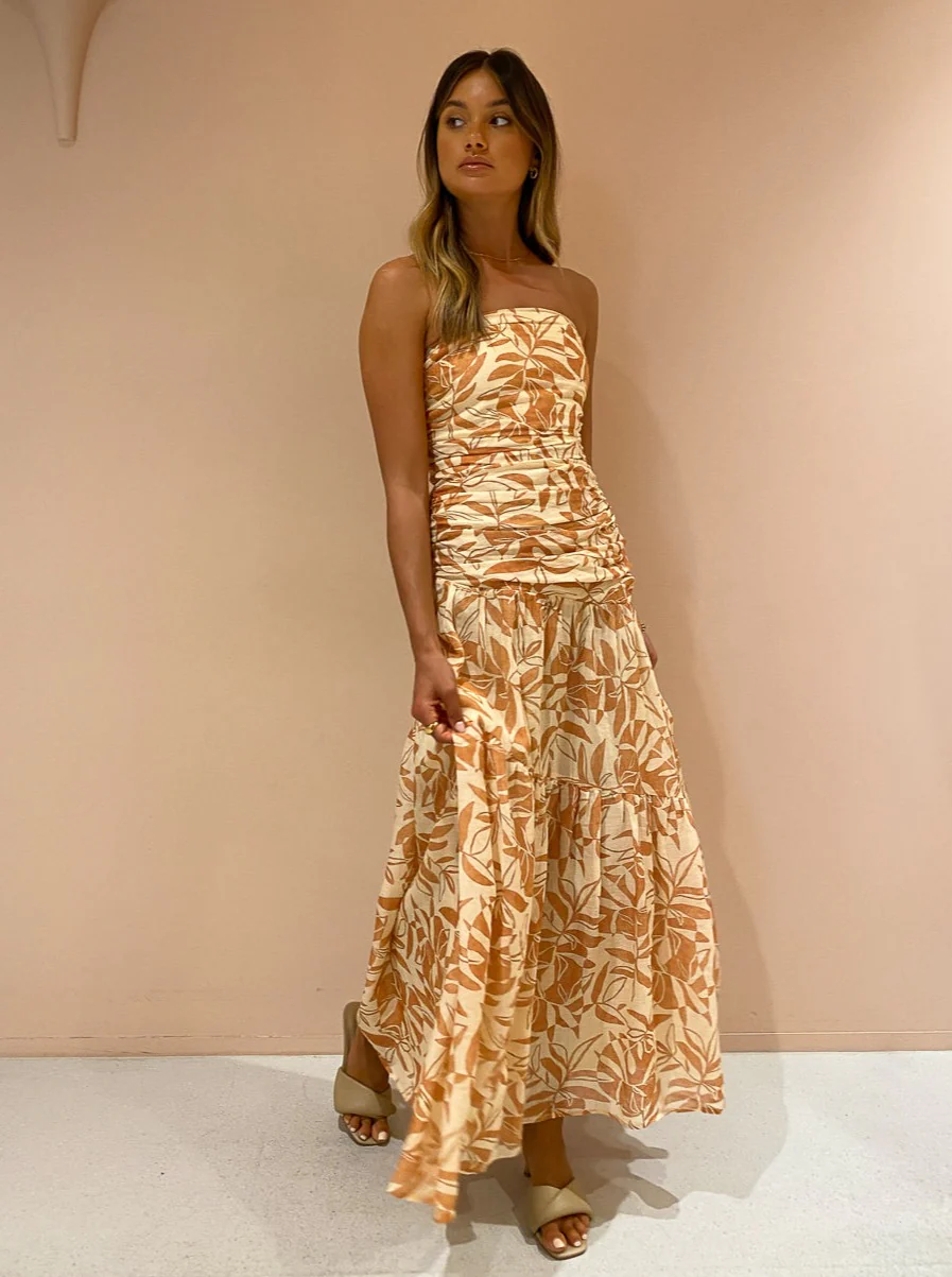 Issy Isles Dress in Paradise - Image 5