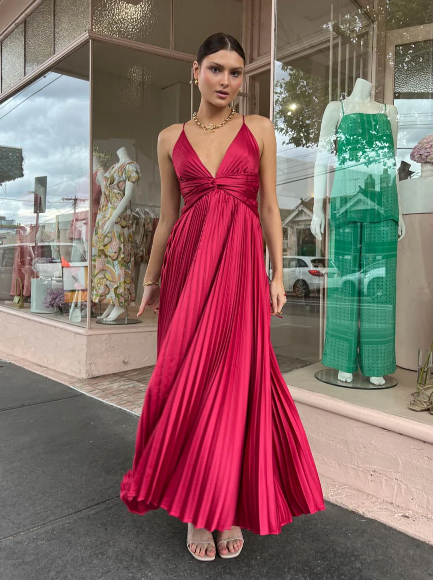 Issy Orla Dress in Berry - Image 13