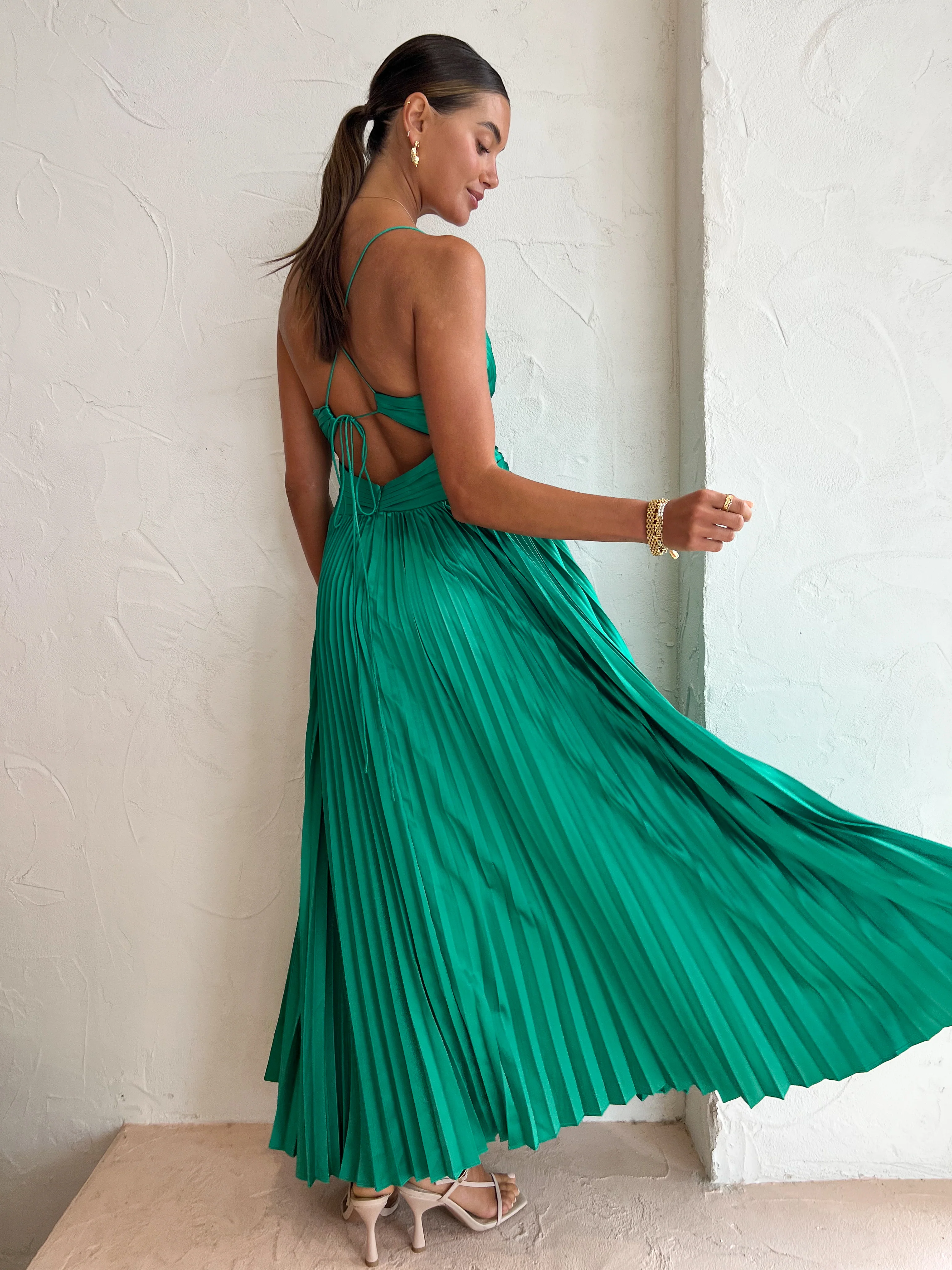 Issy Orla Dress in Jade - Image 5