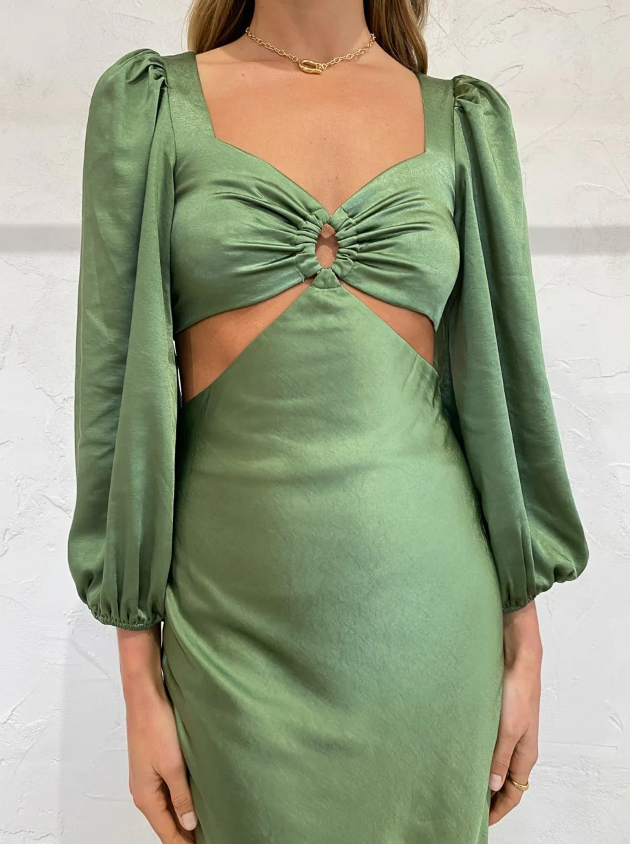 Issy Perfect Stranger Dress in Ivy - Image 7