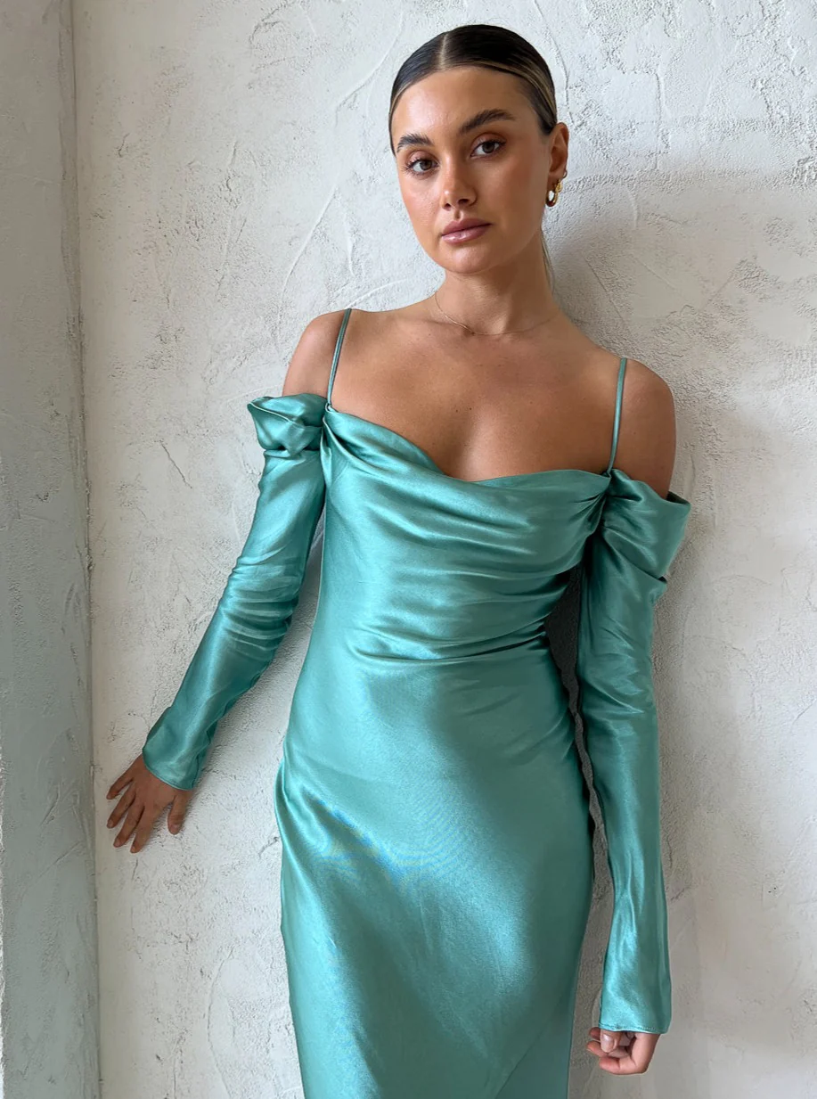 Issy Sereia Dress in Aquamarine - Image 6