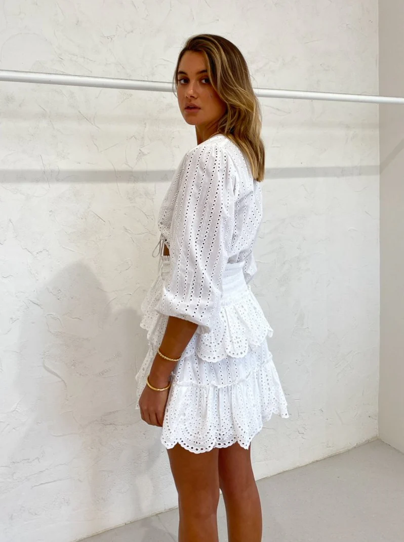 Issy Whispers Dress in White - Image 8